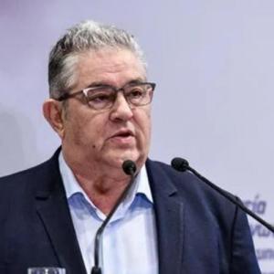 ΚΚΕ: Αστείο να εμφανίζεται ο πρωθυπουργός ως δήθεν «πολέμιος» των τραπεζικών πρακτικών