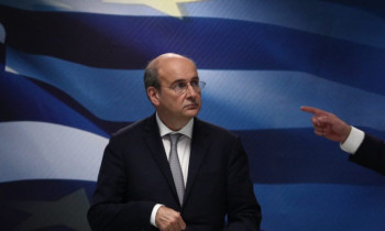 Ο υπουργός Χατζηδάκης οφείλει εισφορές 4 ετών στον Δικηγορικό Σύλλογο Αθηνών