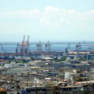 Νέο δρομολόγιο για τη μεταφορά containers από τον ΟΛΘ σε λιμάνια της Ευρώπης